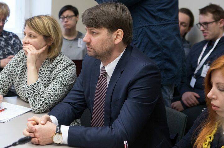 Pēc Putniņa iniciatīvas Saeimā vērtēs 8 miljonu eiro pārdales pamatotību Veselības ministrijas budžetā