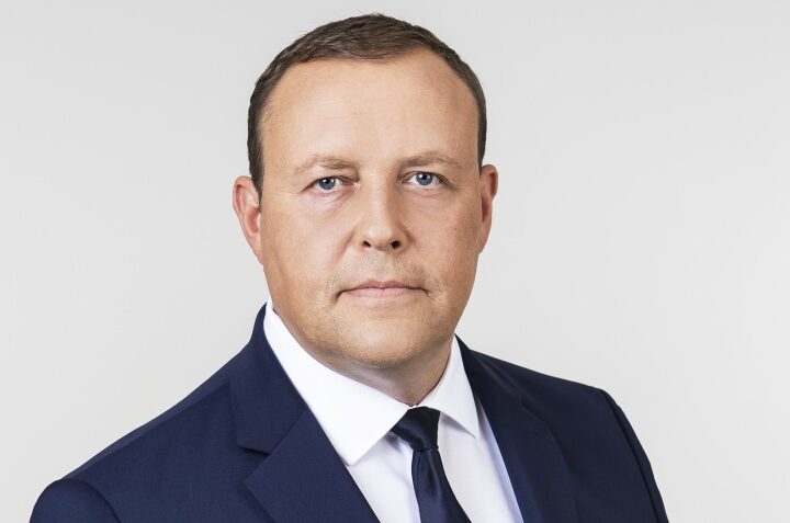 Saeima apstiprina deputāta pilnvaras Rihardam Kozlovskim
